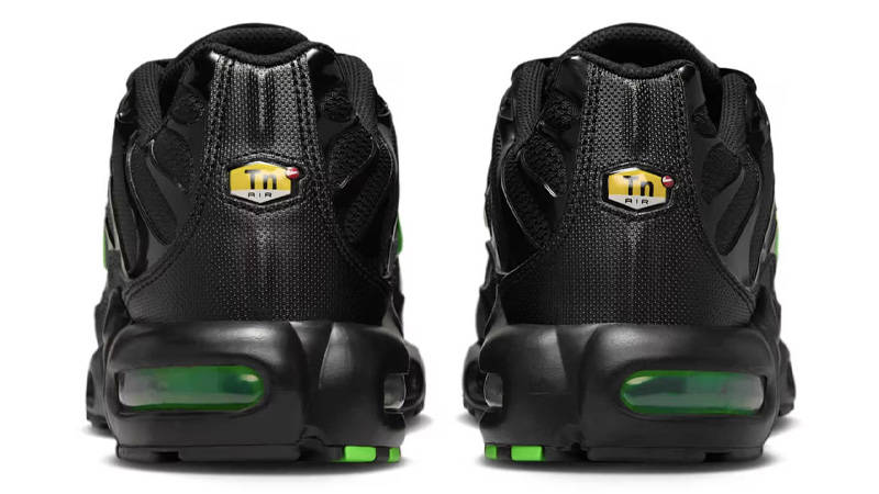 Nike TN Air Max Plus Black Green Strike Back