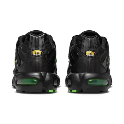 Nike TN Air Max Plus Black Green Strike Back