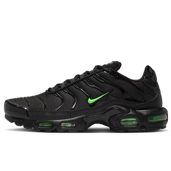 Nike TN Air Max Plus Black Green Strike