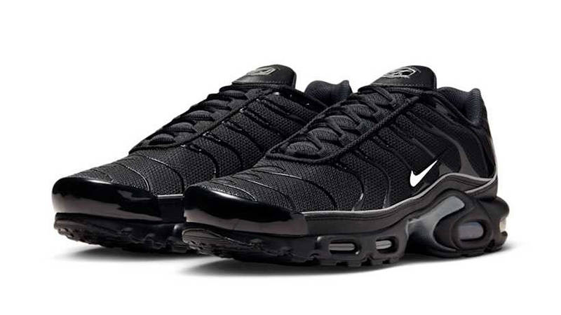 Nike TN Air Max Plus Black Reflective HV8066-002 front
