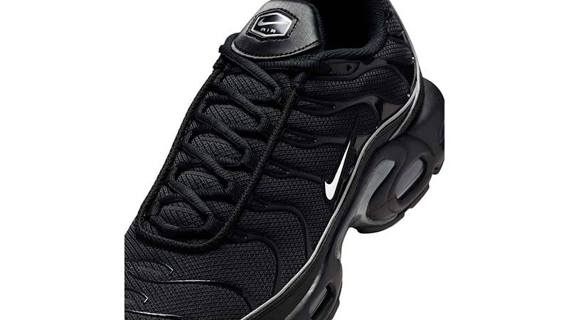 Nike TN Air Max Plus Black Reflective HV8066-002 tongue