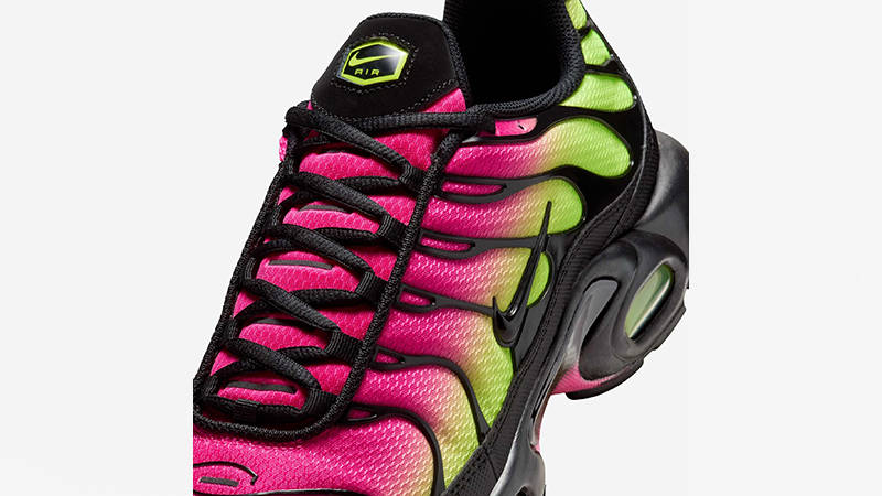 Nike TN Air Max Plus Hyper Pink Volt DM0032-027 tongue