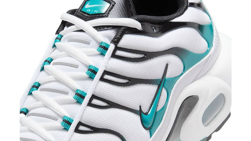 Nike TN Air Max Plus Turbo Green tongue
