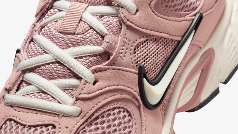 Nike V5 RNR Particle Pink Side