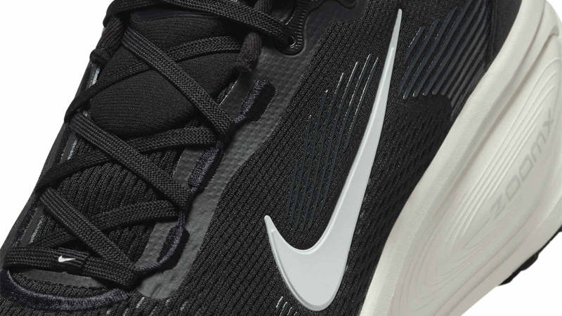 Nike Vomero 18 Black Coconut Milk Extra Wide Side