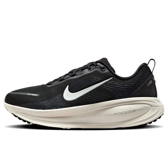Nike Vomero 18 Black Coconut Milk Extra Wide