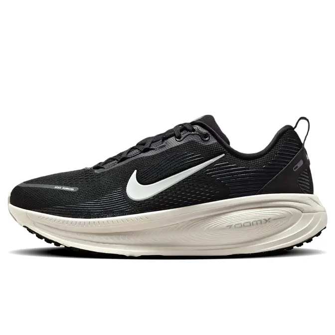 Nike Vomero 18 Black Coconut Milk Extra Wide