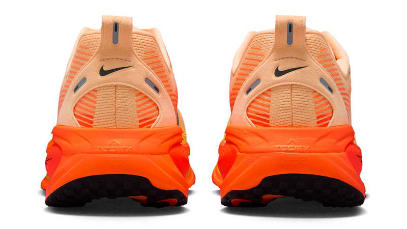Nike Vomero 18 Orange Chalk Black Volt Back