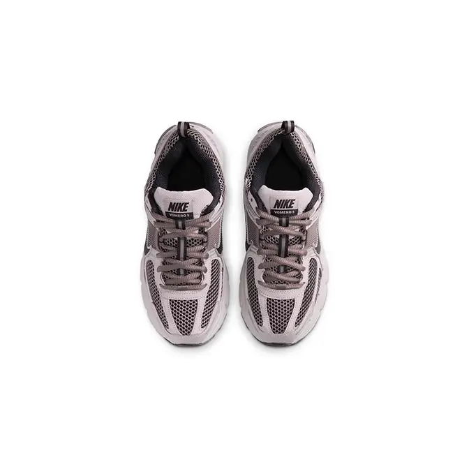 Nike Zoom Vomero 5 GS Cave Stone HF6998-010 Top