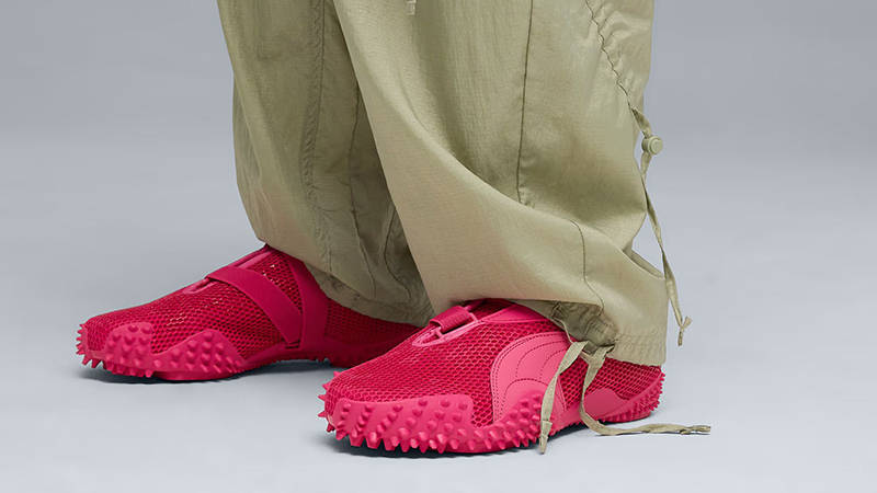 PUMA Mostro Pink 403812-04 front