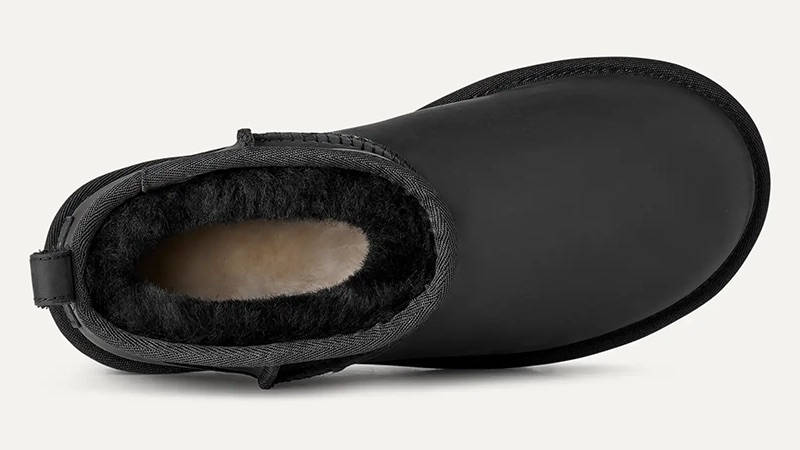 UGG Classic Ultra Mini Leather Black 1174210-BLK Top