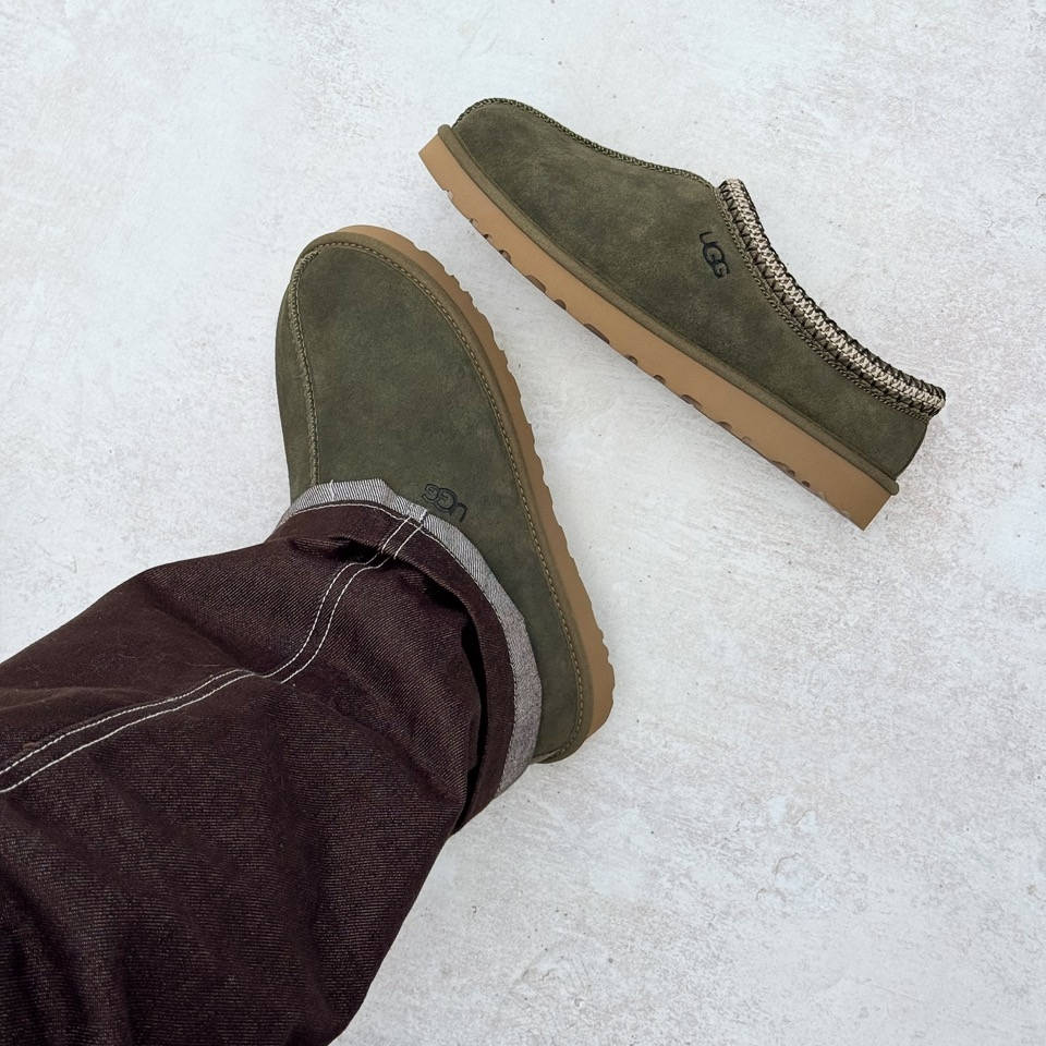 UGG Tasman Baxter Burnt Olive | 1173810-BTOL | On Foot