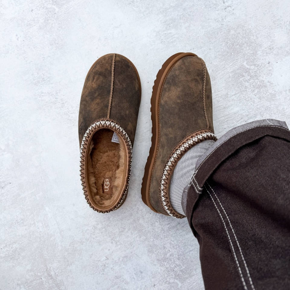 UGG Tasman Baxter Chestnut | 1173810-CHE | On Foot