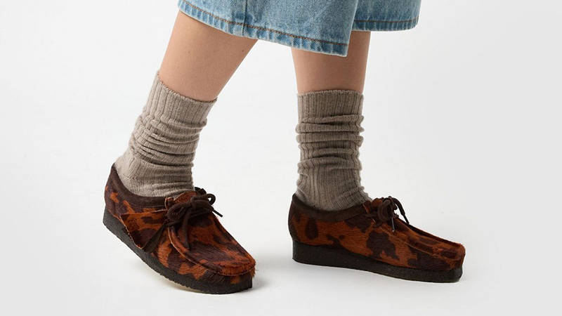 Clarks Wallabee Pony Hair Brown 26183072 on foot