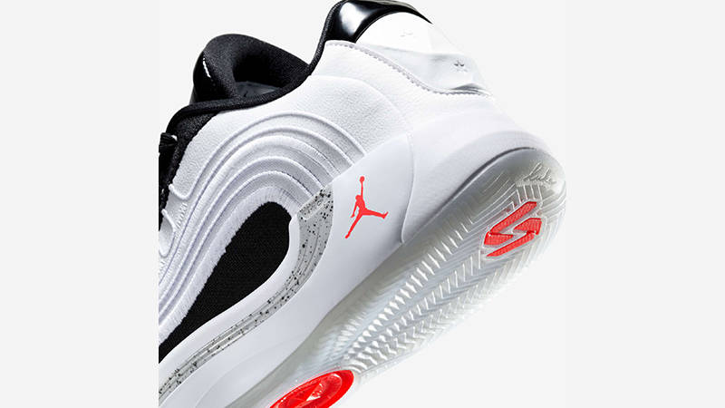 Jordan Luka 77 White Cement HF0823-101 heel