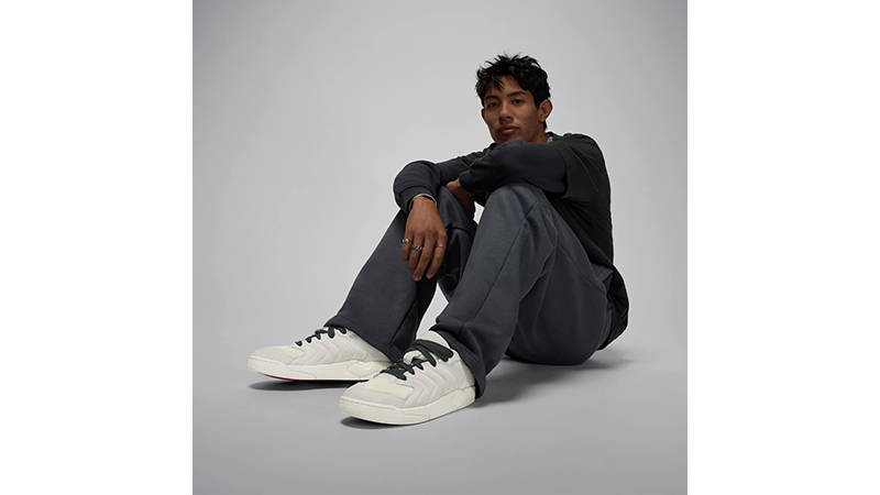 jordan og coconut milk on feet