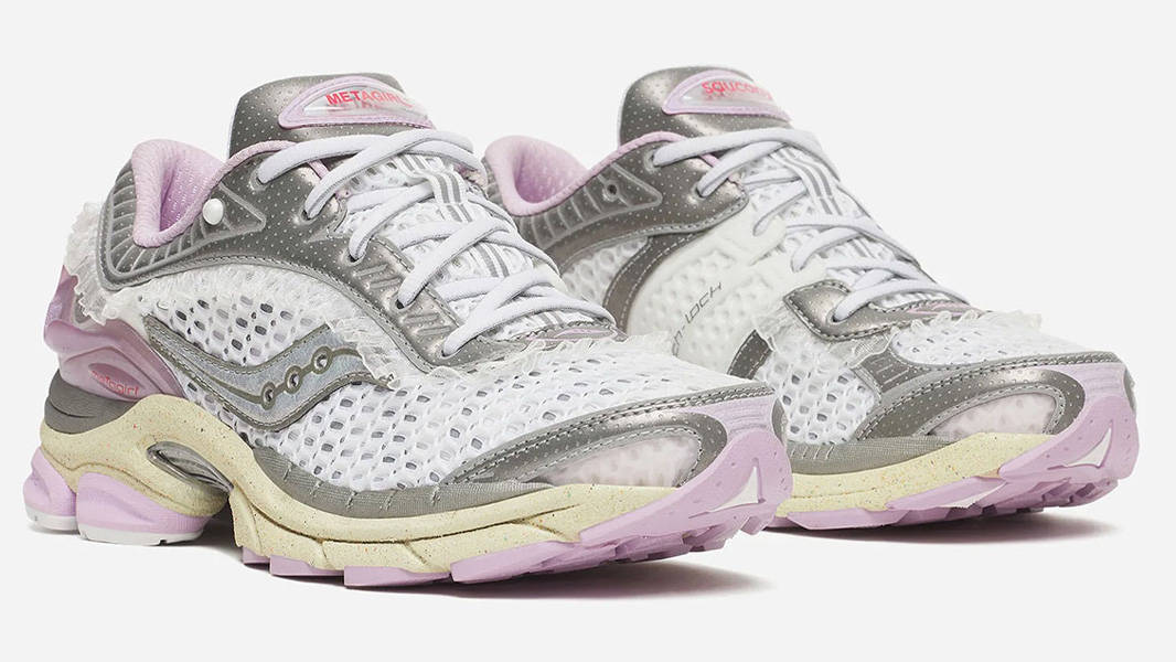 METAGIRL x Saucony ProGrid Paramount Daughter of the Moon Front