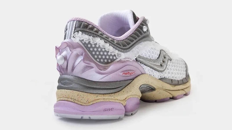METAGIRL x Saucony ProGrid Paramount Daughter of the Moon S61021 Back