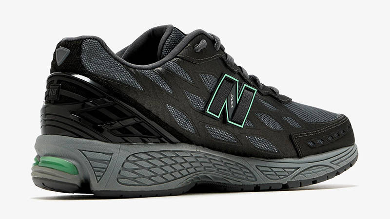 New Balance 1906W Black Mesh U1906WA back