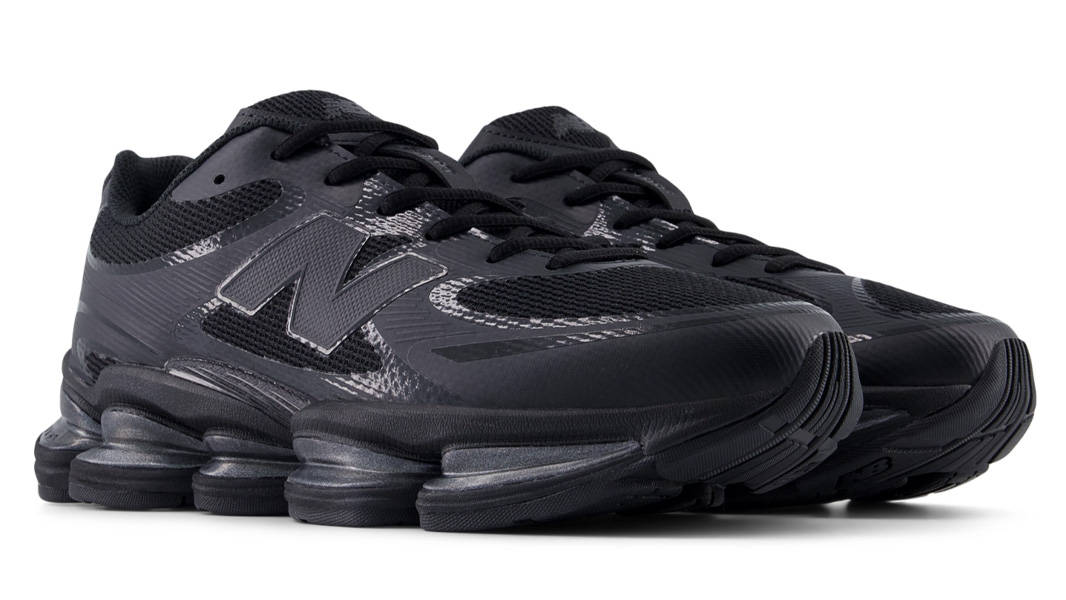 New Balance 2000 ABZORB Triple Black Front
