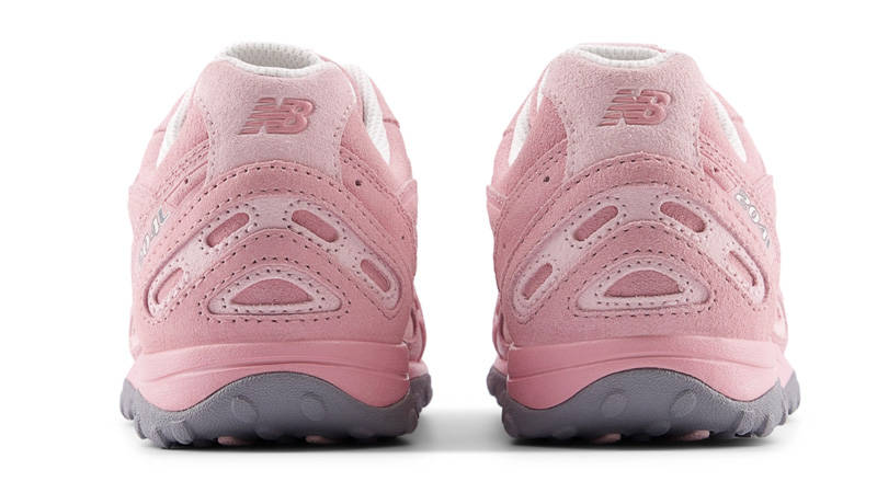 New Balance 204L Pink Back