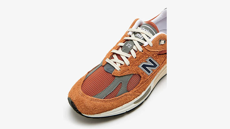 New Balance 991v2 Gold Earth U991OV2 toe