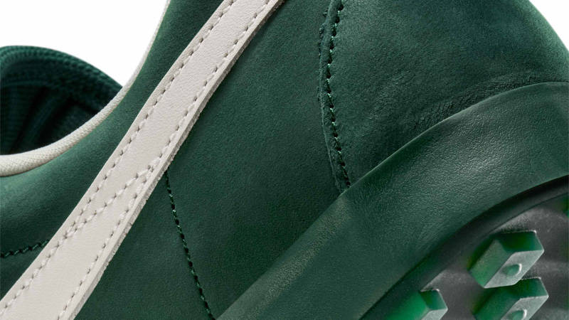 Nike Astro Grabber QS Fir Sail Closeup