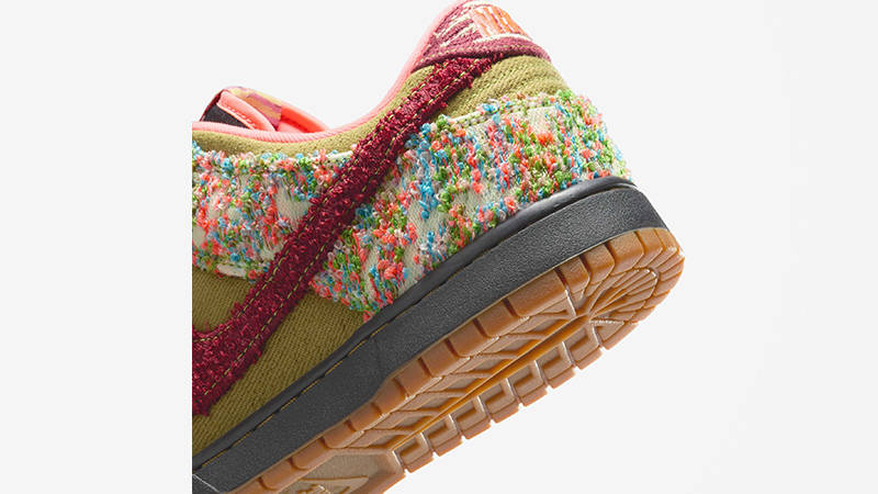 Nike Dunk Low Panda Green Curry IB2263-300 heel