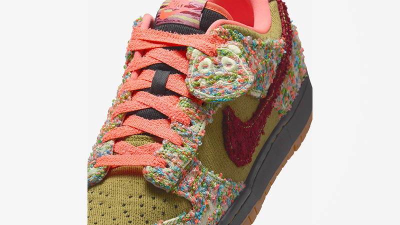 Nike Dunk Low Panda Green Curry IB2263-300 tongue