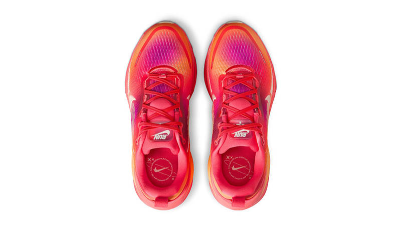 Nike Vomero 18 Washed Coral HQ2585-800 middle