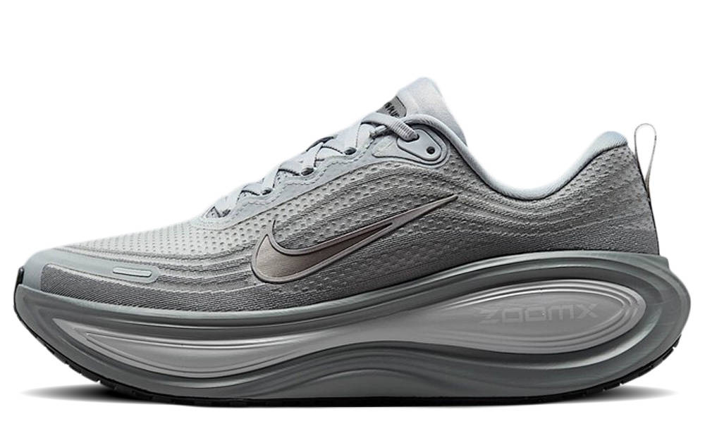 Nike Vomero Plus Seaweed Cannon Green | HV8150-300 | The Sole Supplier