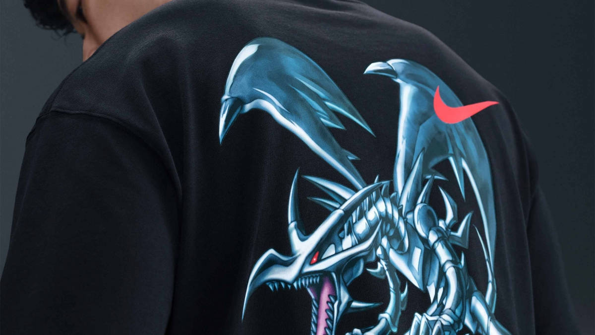 遊戯王　NIKE ナイキ　Tシャツ　ブラック Nike x Yu-Gi-Oh! Swoosh T-Shirt ナイキ 遊戯王 - メルカリ