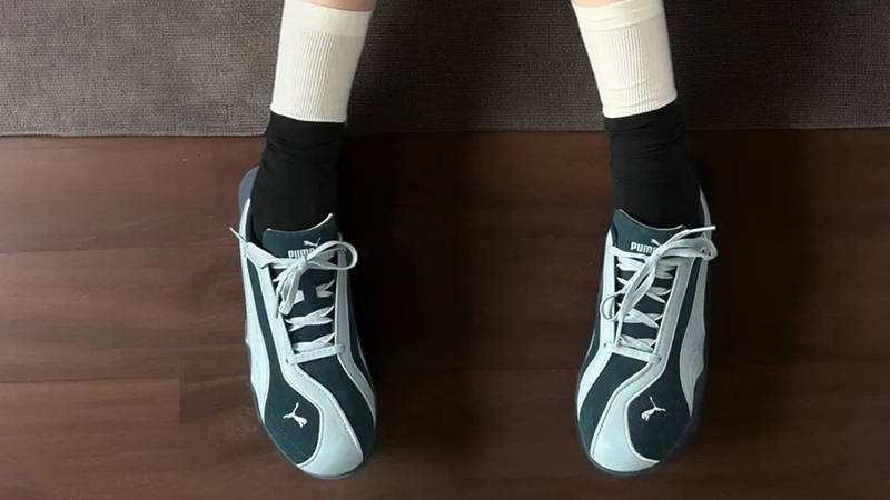 PUMA Bella V2 Light Blue 404709-01 ON FOOT