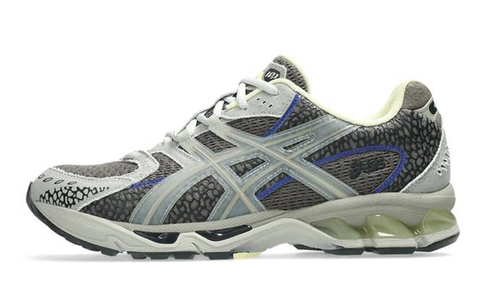 18 East x ASICS Gel-Nimbus 10 Brown Silver 1203A968-200 The