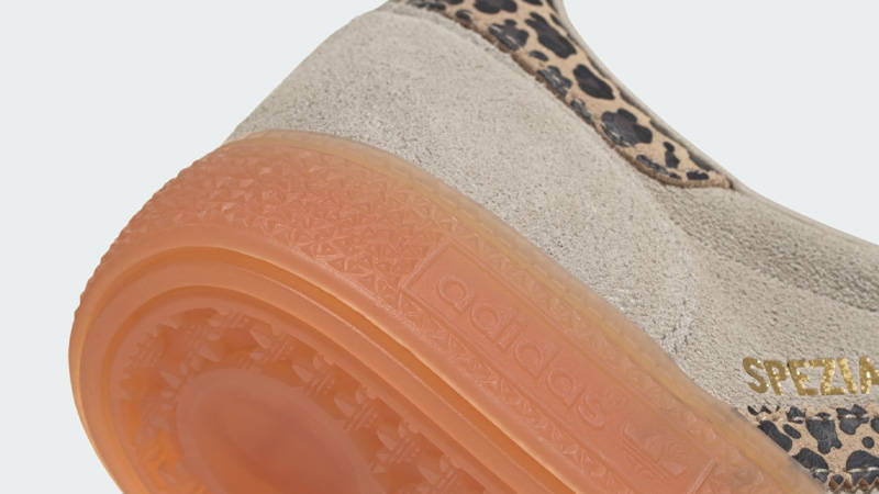 adidas Handball Spezial Wonder Beige Leopard Closeup