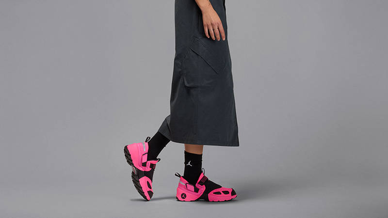 Jordan Trunner LX Pink Blast HQ2164-600 on foot