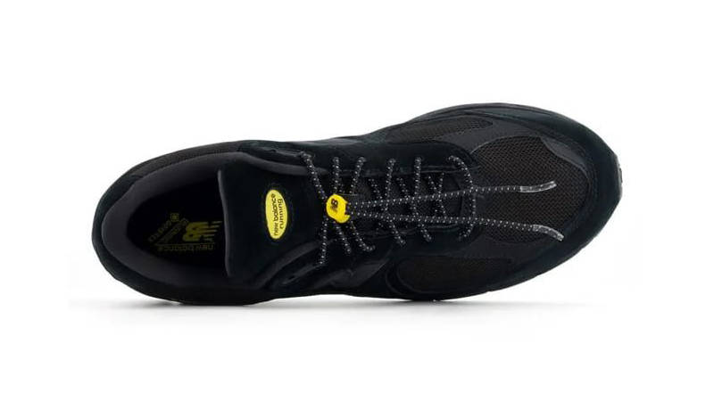 New Balance 2002R GORE-TEX Black Yellow M2002RX3 side