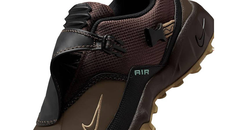 Nike ACG Phassad Baroque Brown HM7133-201 tongue