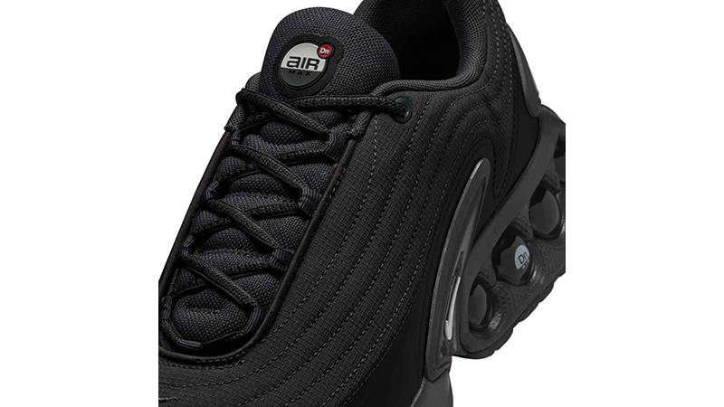 Nike Air Max Dn Winterized Black HV4528-002 tongue