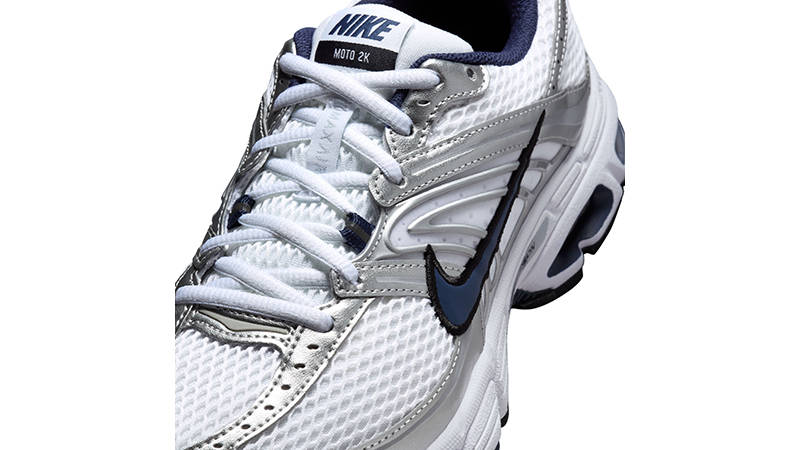 Nike Air Max Moto 2K Metallic Silver Violet Ore HQ2056-104 tongu e