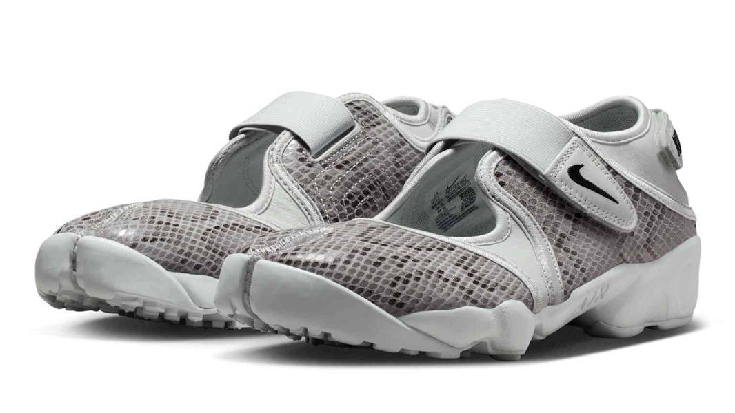 Nike Air Rift Photon Dust Black Front