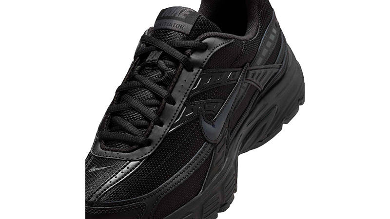 Nike Initiator Black Dark Smoke Grey 394053-005 tongue