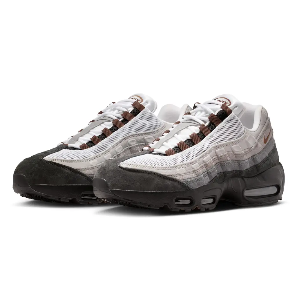 Nike SB Air Max 95 Cacao Wow front view showing gradient suede panels