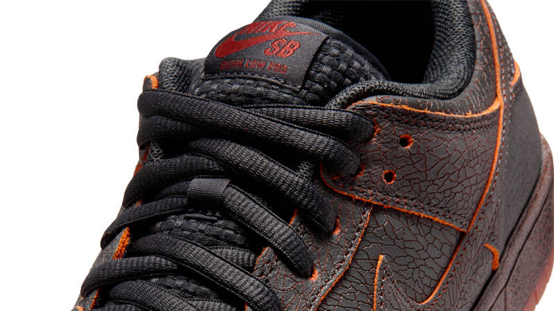 Nike SB Dunk Low Krampus Side