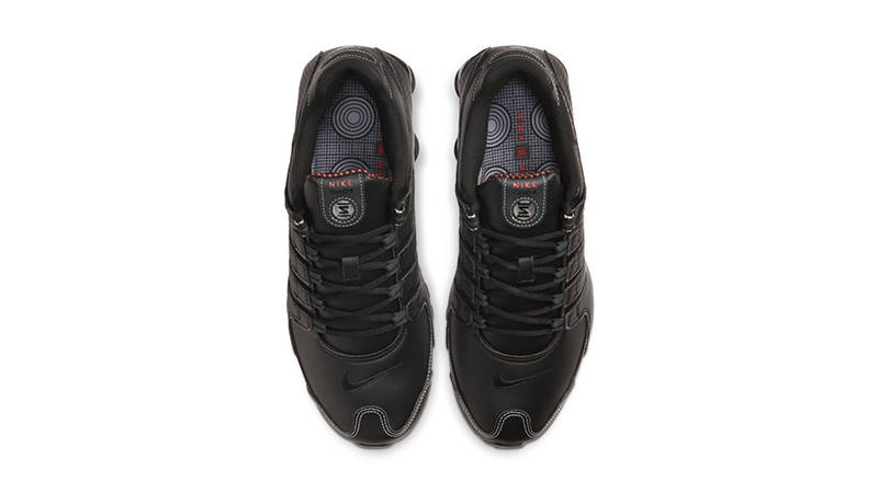 Nike Shox NZ Black Red 378341-017 middle