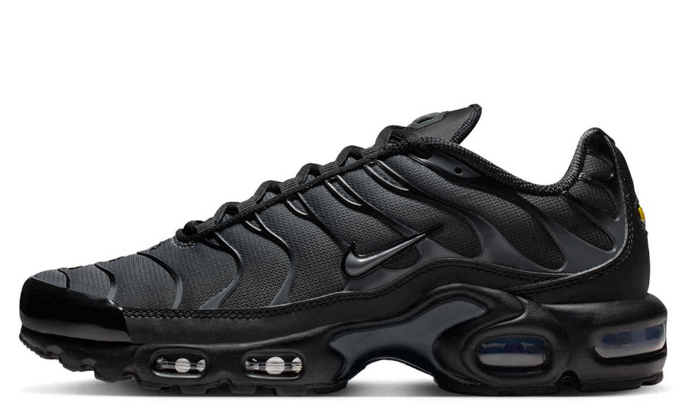 Nike TN Air Max Plus Black Metallic Silver TN Charm