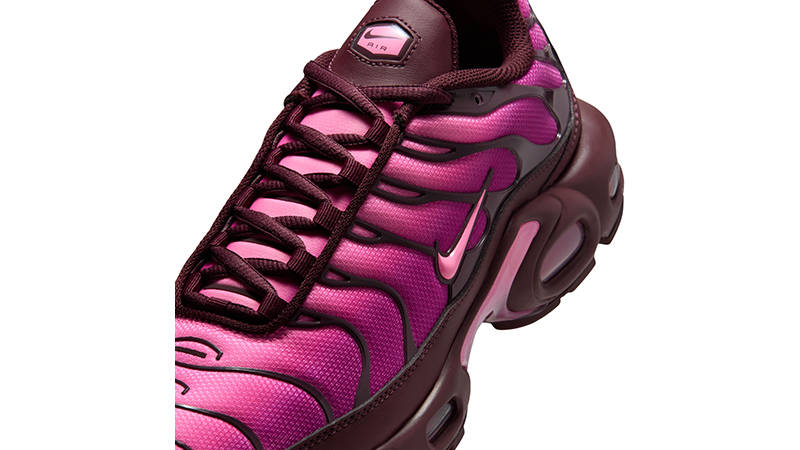 Nike TN Air Max Plus Burgundy Crush DZ3670-600 side