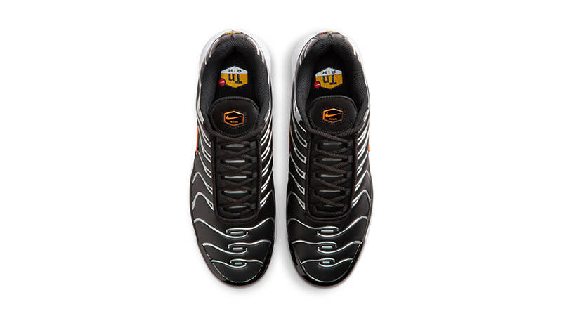 Nike TN Air Max Plus Golf Black Metallic Silver FZ4150-002 middle