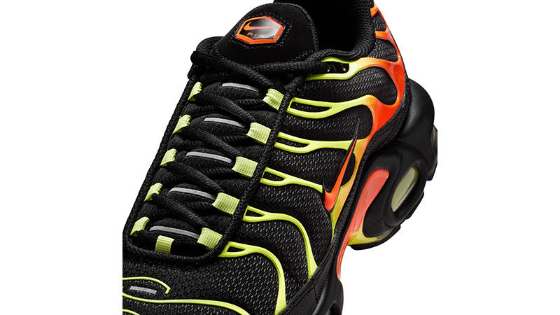 Nike TN Air Max Plus Sunrise Black DM0032-028 side