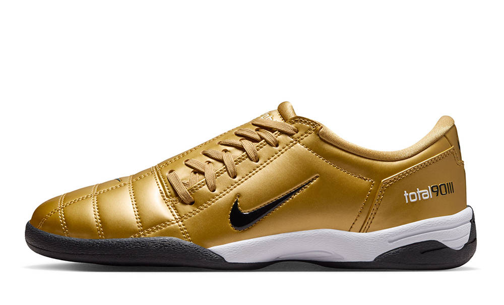 Nike Total 90 III Metallic Gold Black